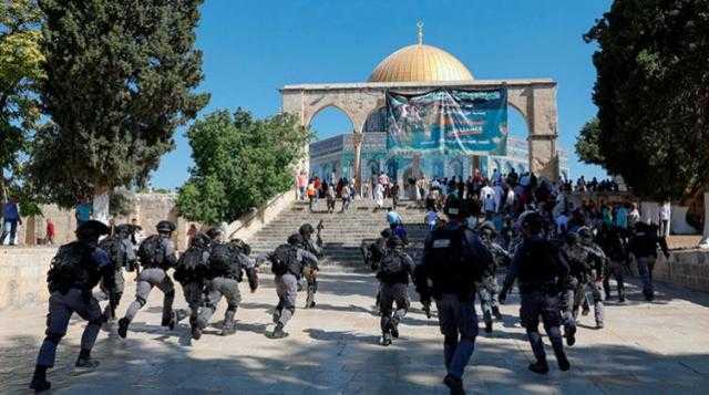 فصائل فلسطينية تُحذّر إسرائيل من اقتحام المسجد الأقصى غدًا