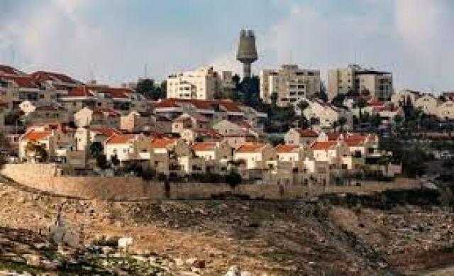 السلطة الفلسطينية تطالب بضغط أمريكي جاد على إسرائيل لوقف الاستيطان