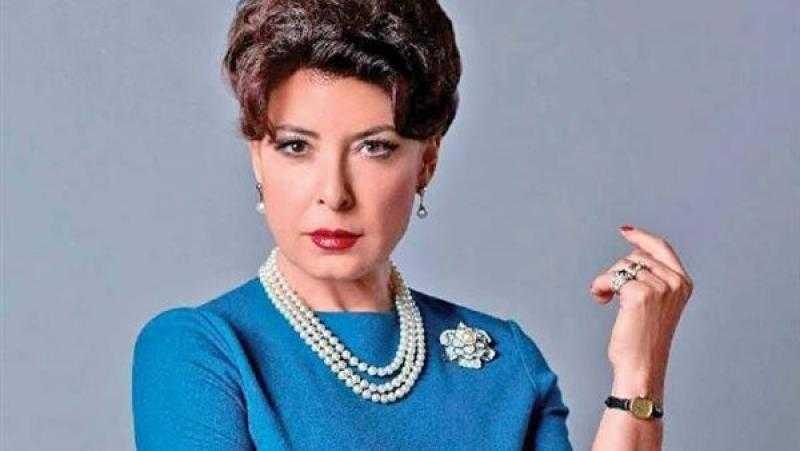 أنوشكا تكشف تفاصيل حياتها الفنية مع إنجى على