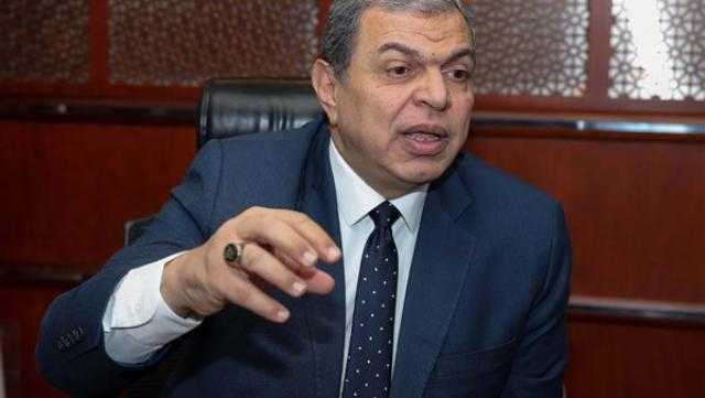 صرف 3.2 مليون جنيه للعمالة غير المنتظمة وتعيين 427 شابًا في الأقصر