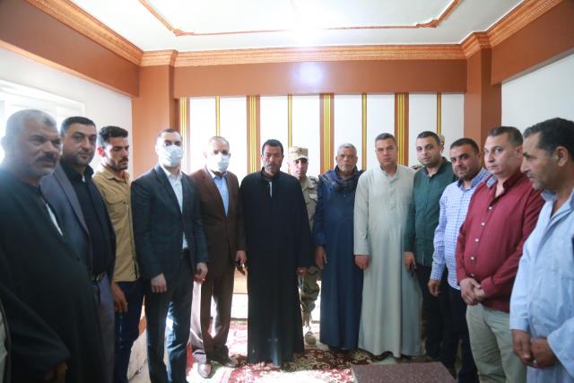 خط أحمر