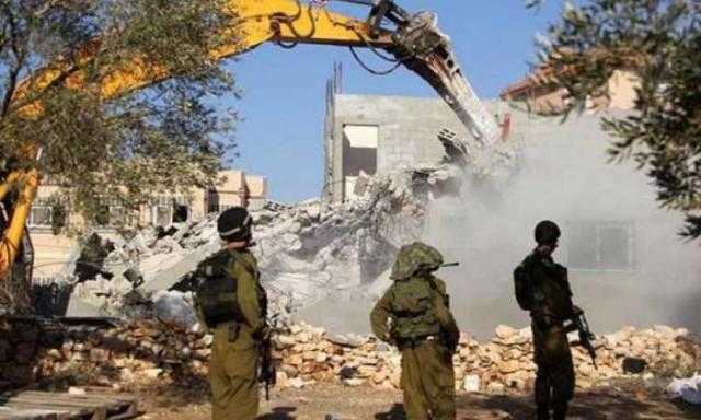 الاحتلال الإسرائيلى يهدم منزل عائلة فلسطينية بالقدس