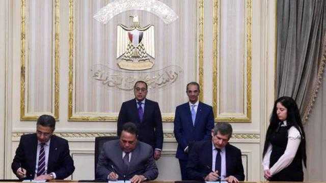 تفاصيل توقيع بروتوكول لتسجيل بيانات العملاء الراغبين في الاشتراك بوثائق التأمين بحضور ”مدبولي”