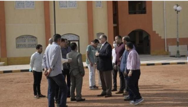 محافظ أسيوط يتفقد المشروعات الخدمية وعمارات الإسكان بمدينة ناصر الجديدة
