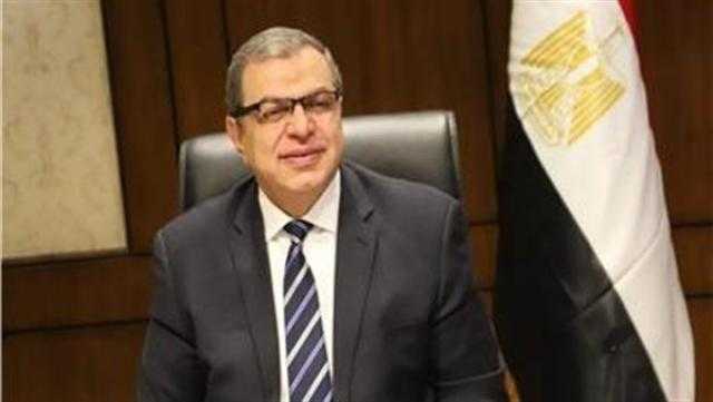القوى العاملة: تعيين 619 شابا منهم 13 «قادرون باختلاف» في أسيوط