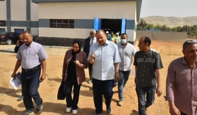 محافظ أسيوط يتفقد أعمال إنشاء محطة صرف صحي عرب المدابغ الجديدة