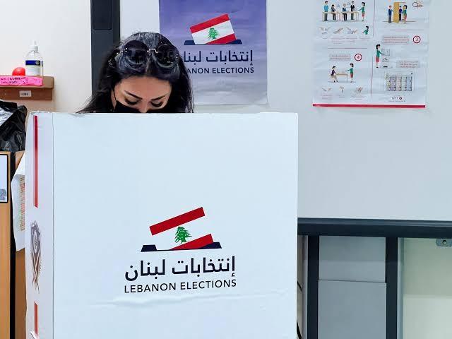 نشاط مكثف لبعثة الجامعة العربية لمراقبة الانتخابات النيابية اللبنانية