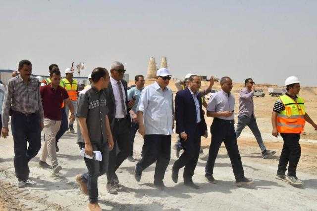 محافظ أسيوط يتفقد أعمال إنشاء محطة معالجة صرف صحي بني غالب بتكلفة 1.3 مليار جنيه
