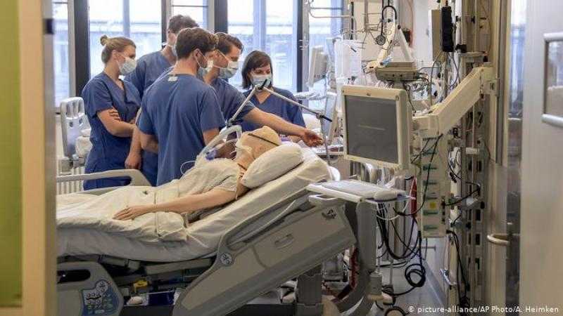 ”روبرت كوخ” يسجل انخفاضا في معدل الإصابة الأسبوعي بكورونا في ألمانيا