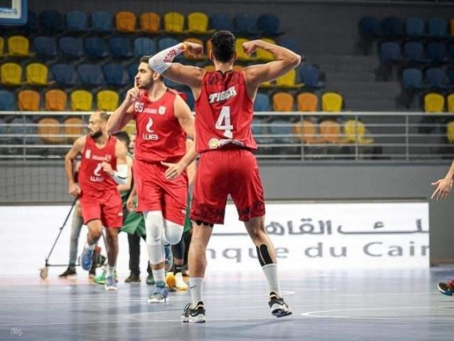 خط أحمر