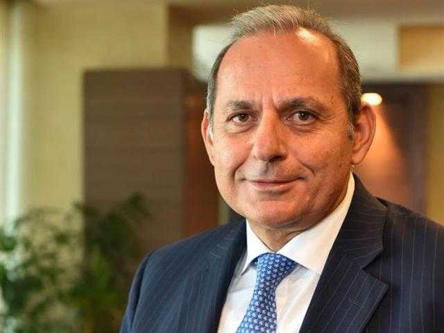 هشام عكاشة: البنك الأهلي يسعى لتقديم خدمات متخصصة لمعاملات سوق الأوراق المالية بأعلى مستويات الجودة