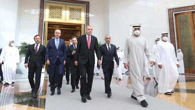 أردوغان يصل أبو ظبي لتقديم واجب العزاء في وفاة الشيخ خليفة بن زايد
