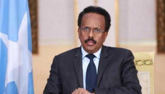 الرئيس الصومالي المنتهية ولايته يدعو الشعب إلى الوقوف بجانب الحكومة الجديدة