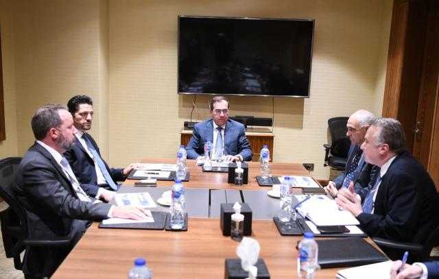 وزير البترول يبحث تعزيز التعاون مع بيكرهيوز الأمريكية في مجال تحسين كفاءة استخدام الطاقة