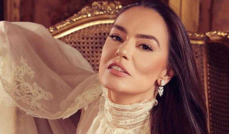 في عيد ميلادها الـ57 .. 10 صور تكشف عن أناقة شيريهان