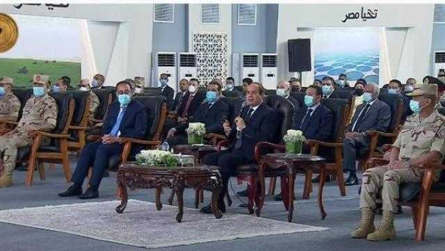 الرئيس السيسي: «متحطش رجل على رجل وتتكلم في موضوعات أنت متعرفهاش»