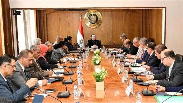 وزيرة التجارة تبحث إنشاء منظومة موحدة لتصنيع الأطراف الصناعية