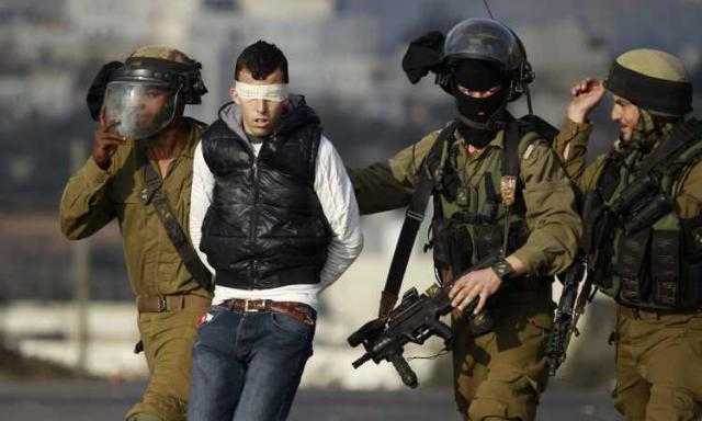 استمرار المواجهات بين الفلسطينيين وقوات الاحتلال فى نابلس