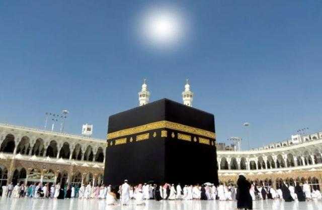 الشمس تتعامد على الكعبة المشرفة غدا