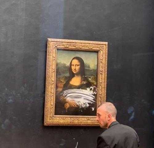 فرنسا تفحص القوى العقلية لمنفذ هجوم الموناليزا.. واللوفر يتقدم بشكوى
