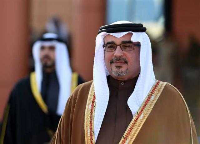 ولي عهد البحرين: يجب حل الصراع في أوكرانيا بالطرق السلمية