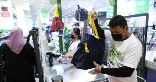 بدء حظر الأكياس البلاستيكية بمتاجر التجزئة فى أبوظبى