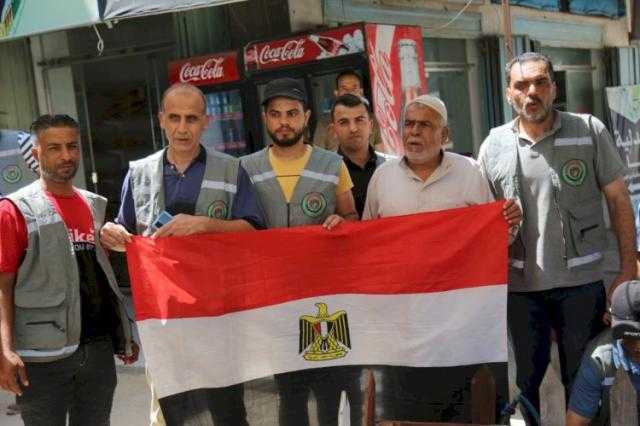 بالصور .. تيار الإصلاح في حركة فتح ينظم حملة تنظيف لقبور شهداء الجيش المصري