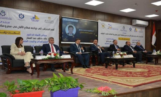 جانب من ورشة العمل لبحث تحديات قطاع الألبان