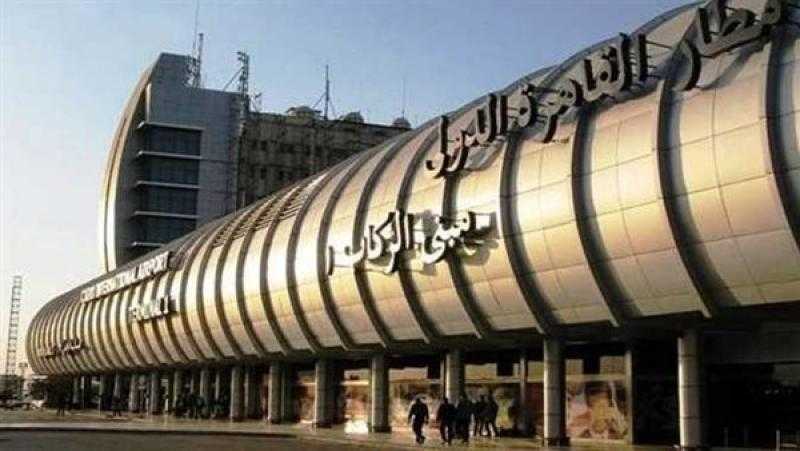 ضبط راكب بمطار القاهرة حاول تهريب كمية من أدوية الإجهاض حول جسده