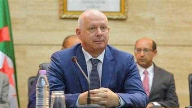 الجزائر وبريطانيا تناقشان تعزيز العلاقات الاقتصادية