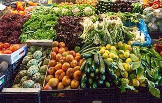 سعر الخضراوات والفاكهة في السوق اليوم الجمعة 10 يونيو 2022