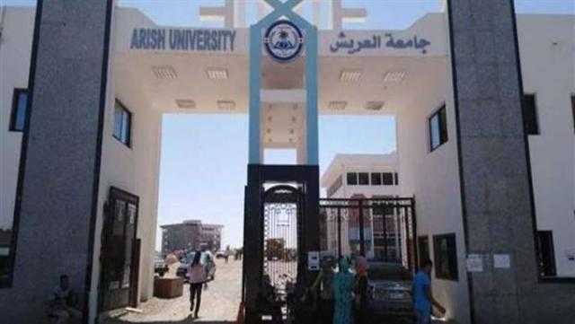 رئيس جامعة العريش يؤكد دعم المشاريع الطلابية وتطبيقها على أرض الواقع