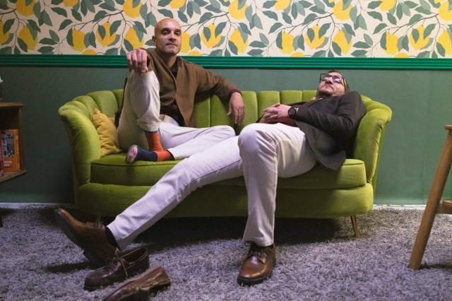 ”مش آسف”.. فرقة كهارب تطلق أول كليبات ألبومها الجديد