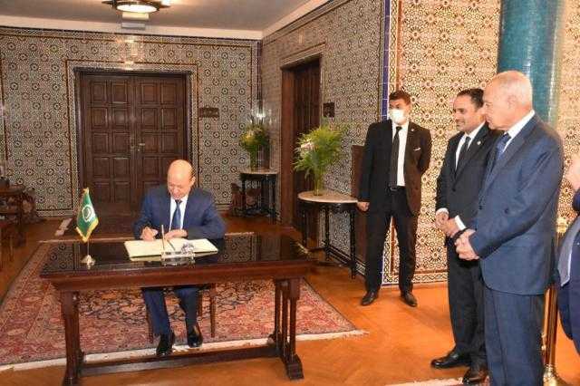 أبو الغيط يؤكد استمرار دعم الجامعة العربية للحكومة الشرعية فى اليمن