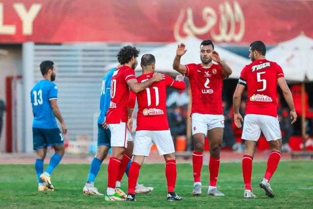 شريف وحسام حسن يقودان هجوم الأهلي أمام المصري بالسلوم