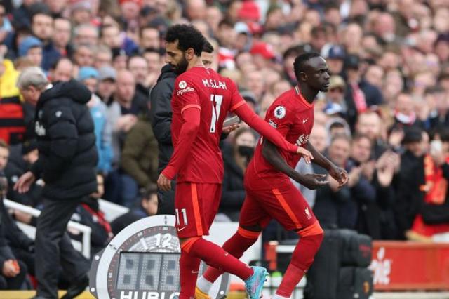 خط أحمر