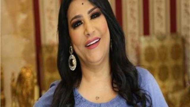 بدرية طلبة تكشف أسباب حذف منشور اختطاف ابنة شقيقها: «شيلته عشان السخافة»