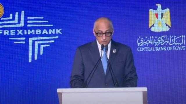 طارق عامر: العالم يعاني من تحديات جسيمة في نسب التنمية وتهديدات التضخم