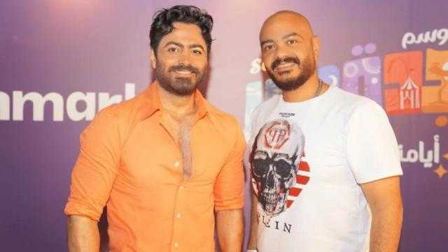 ربنا يوفقك يا غالي.. تامر حسني يهنئ شقيقه بإنتاج فيلم بحبك