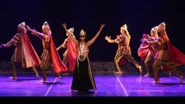 فرقة فرسان الشرق تعرض سيرة عنترة.. اليوم