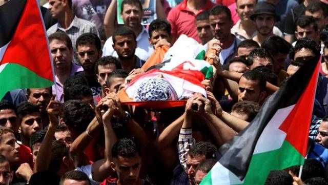 آلاف الفلسطينيين يُشيعون شهداء جنين