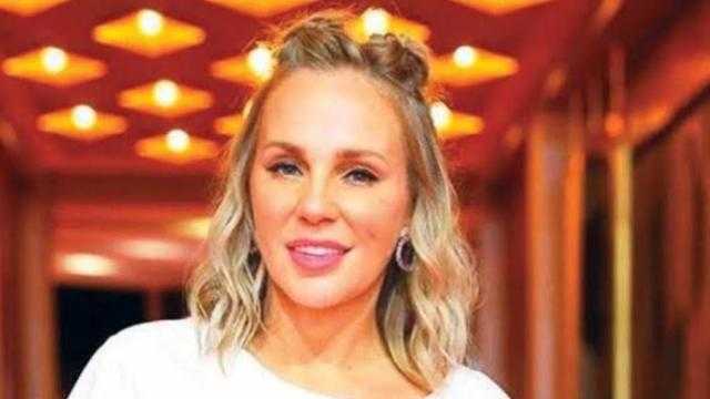 شيرين رضا تكشف عن موعد انتهائها من تصوير فيلم الملحد