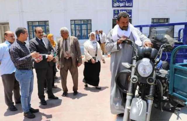 خط أحمر