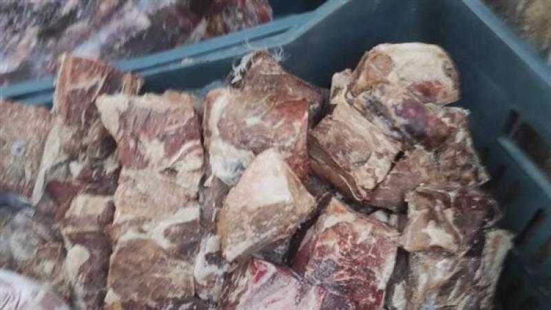 ضبط 1700 كيلو كبدة فاسدة في كفر الدوار