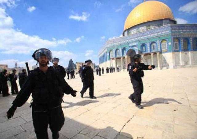 البرلمان العربي يحذر من خطورة الحفريات التي تستهدف أساسات المسجد الأقصى