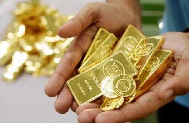 أستراليا تحظر واردات الذهب الروسية وتفرض عقوبات ضد 16 مسئولا