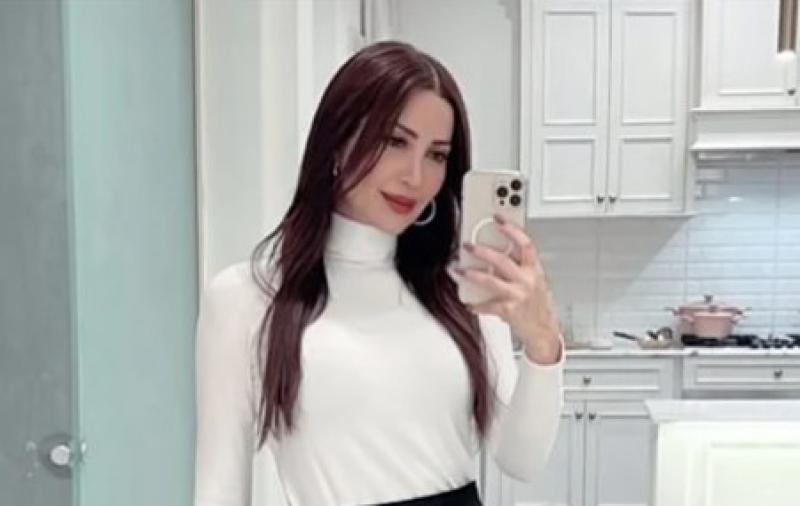 نسرين طافش تشعل الـ سوشيال ميديا