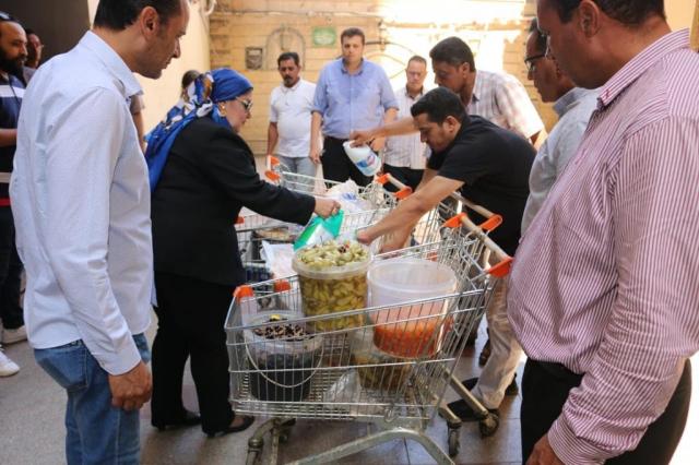 حملات تموينية مفاجئة وإعدام مواد غذائية فاسدة في شبين الكوم بالمنوفية