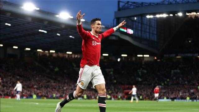مانشستر يونايتد يصدم رونالدو ويوافق على رحيله