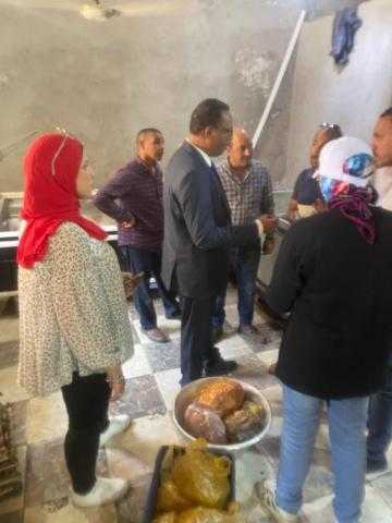 ضبط 9.6 كيلو لحوم فاسدة بعدد من المطاعم والمعامل في أسوان